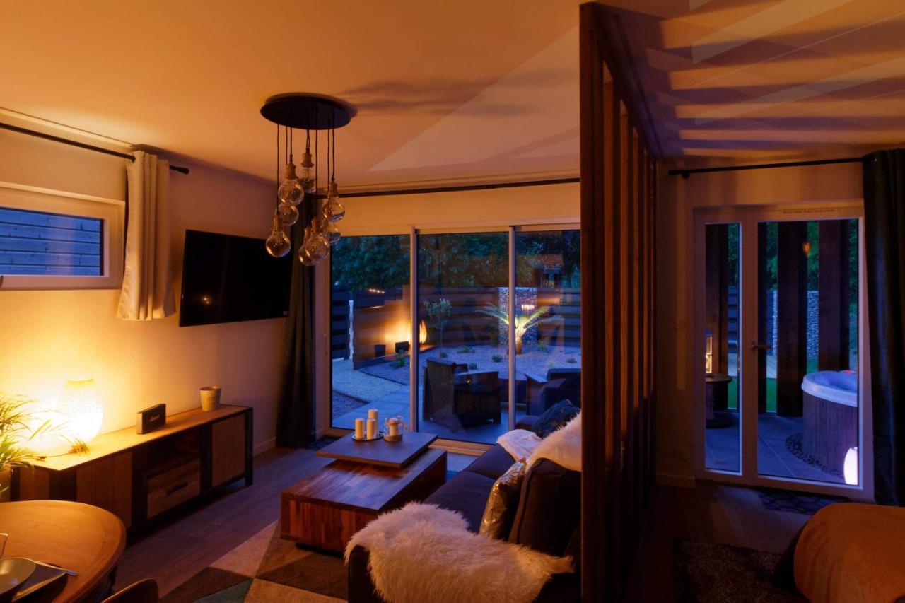 La Douce Escapade Bed & Breakfast Sizun Bagian luar foto